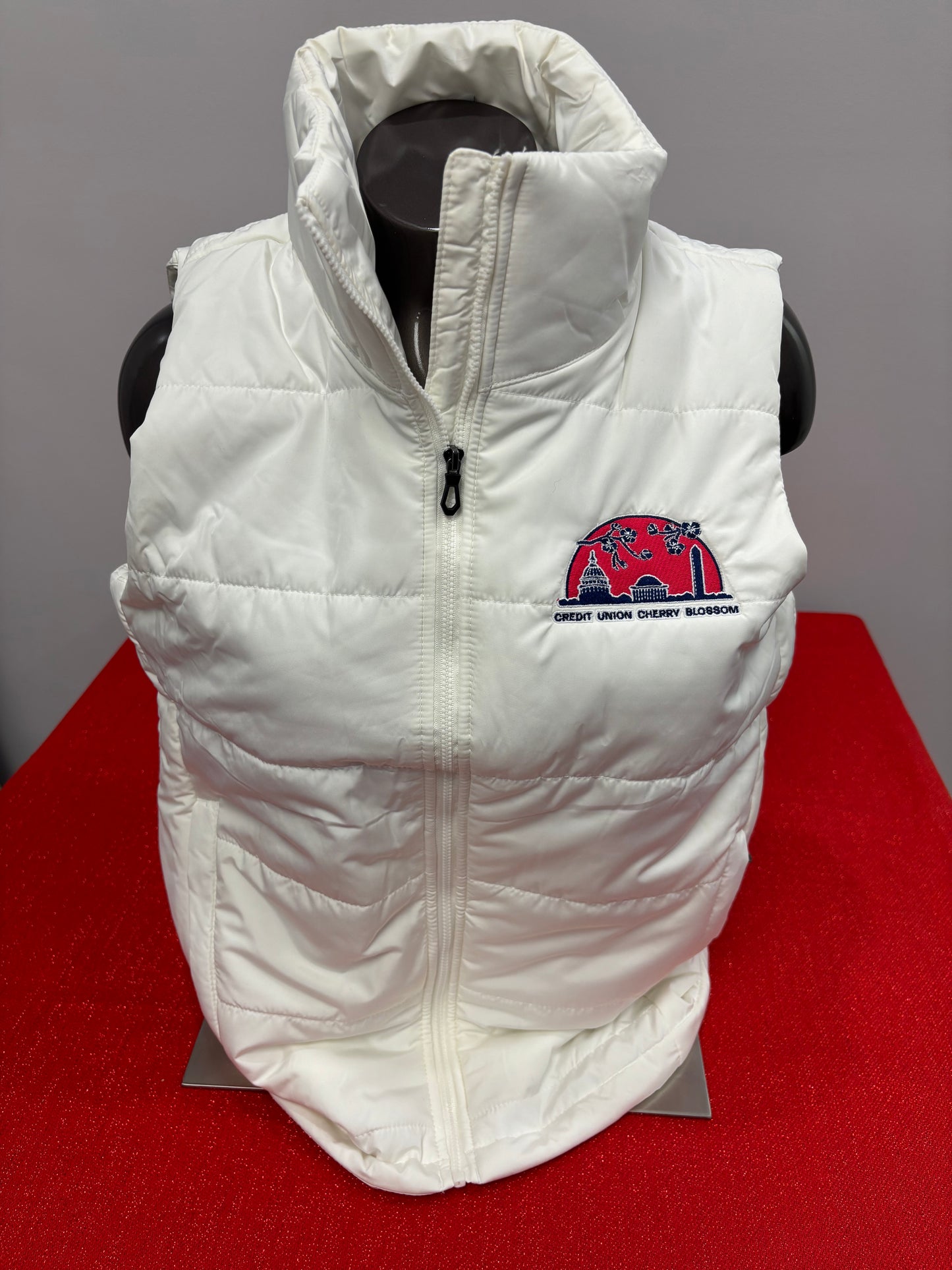 2025 Women's Puffer Vest