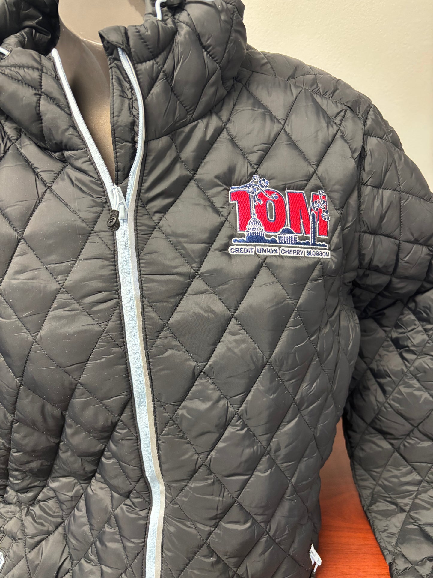 2025 Women's Puffer Jacket