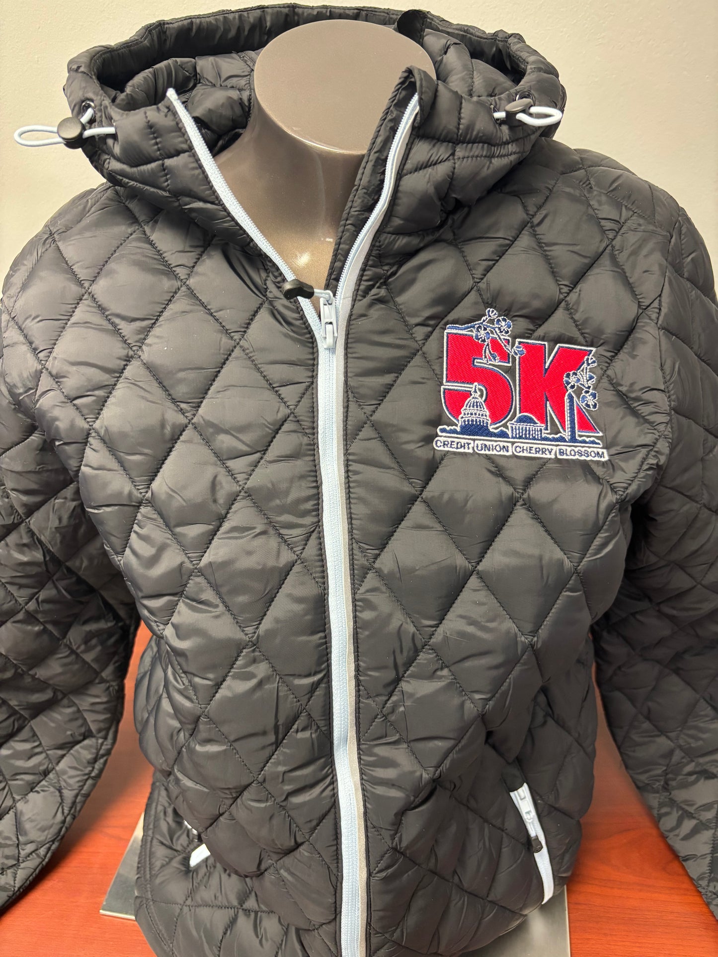 2025 Women's Puffer Jacket